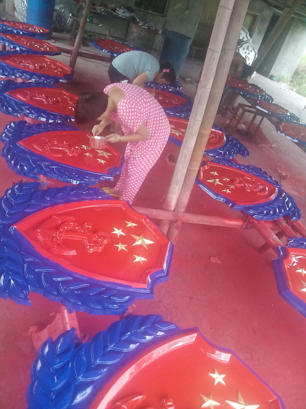 海警徽制作厂家的行业标准与认证